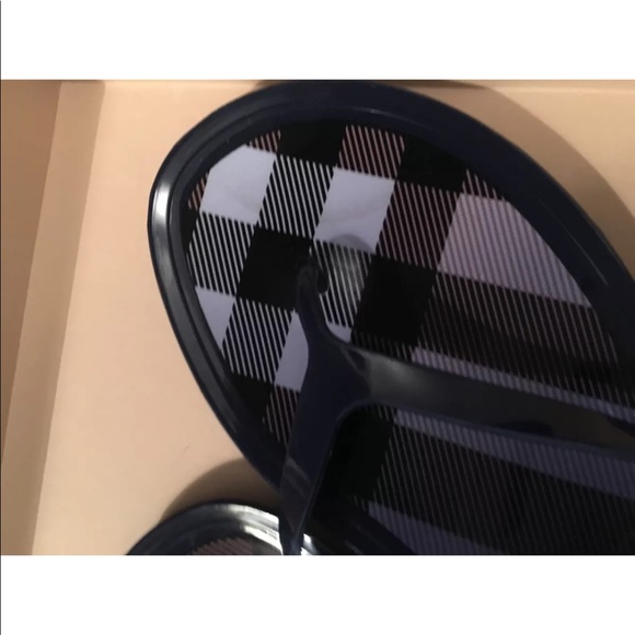 Burberry jelly navy flip flops right 38 left 39 - Picture 7 of 7